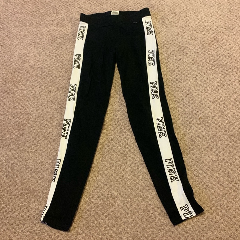 Victoria’s Secret pink leggings